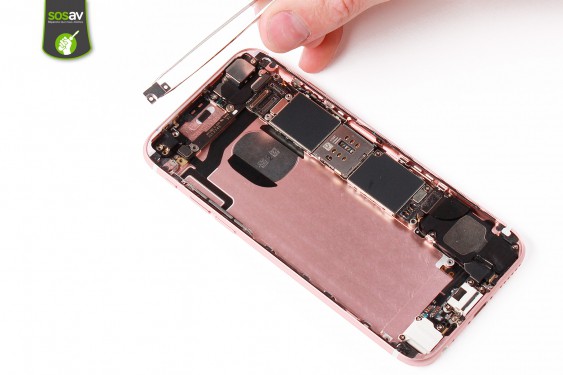 Guide photos remplacement bouton power iPhone 6S (Etape 17 - image 2)