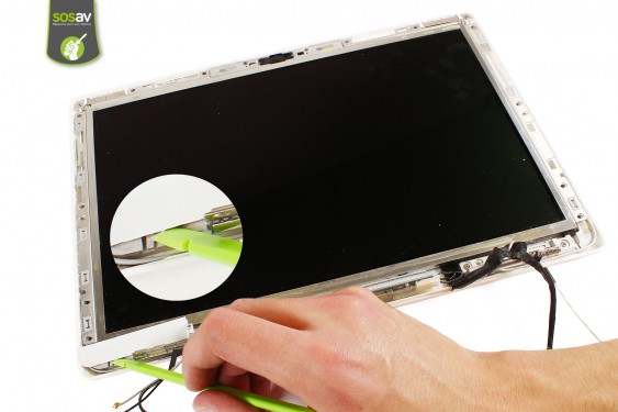 Guide photos remplacement dalle lcd Macbook Core 2 Duo (A1181 / EMC2200) (Etape 32 - image 3)