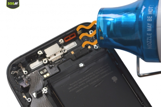 Guide photos remplacement connecteur de charge iPhone 16e (Etape 11 - image 1)