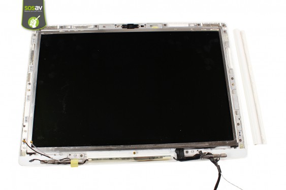 Guide photos remplacement dalle lcd Macbook Core 2 Duo (A1181 / EMC2200) (Etape 30 - image 3)