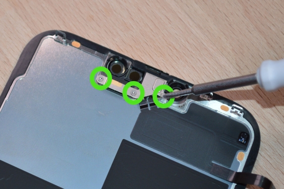 Guide photos remplacement ecran iPhone 13 Pro Max (Etape 7 - image 1)