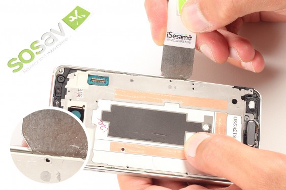 Guide photos remplacement connecteur de charge Samsung Galaxy Alpha (Etape 11 - image 2)