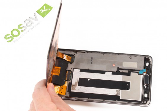 Guide photos remplacement ecran lcd  (Etape 11 - image 4)