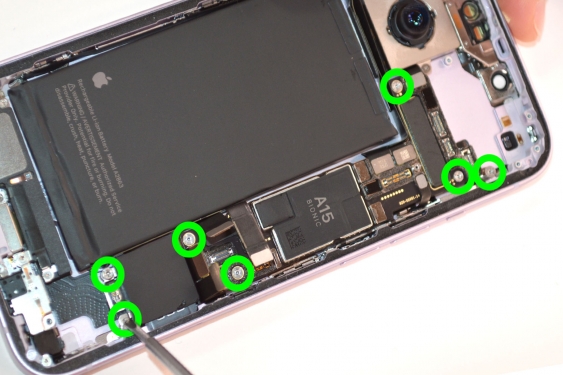 Guide photos remplacement connecteur de charge iPhone 14 (Etape 7 - image 2)
