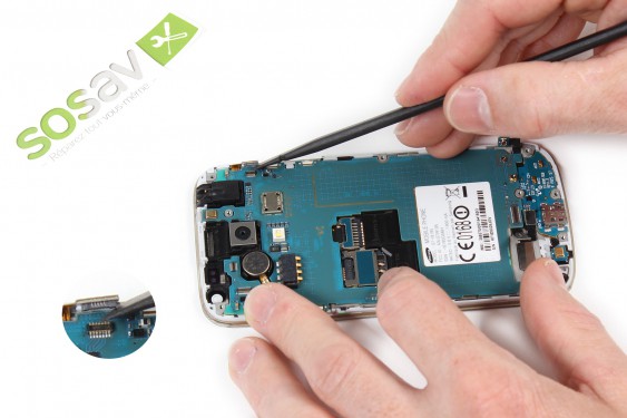 Guide photos remplacement connecteur de charge Samsung Galaxy S4 mini (Etape 19 - image 2)