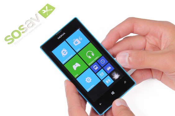 Guide photos remplacement haut-parleur interne Lumia 520 (Etape 1 - image 1)