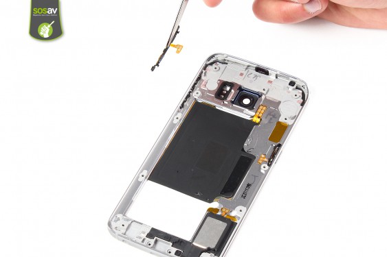 Guide photos remplacement nappe des boutons de volume Samsung Galaxy S6 Edge (Etape 7 - image 4)